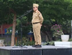 Apel Mingguan Pemkab Way Kanan, Sekda Saipul : Selesaikan Tugas Dengan Saling Berkoordinasi
