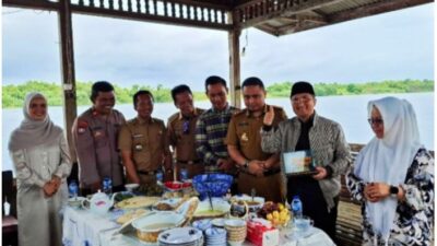 Telusuri Sungai Mesuji Elfianah Ajak Masyarakat Menjaga Kelestariannya