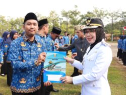 Semangat HUT Ke-26, Pemkab Way Kanan Serahkan SK CPNS dan Dorong Produktivitas Pertanian